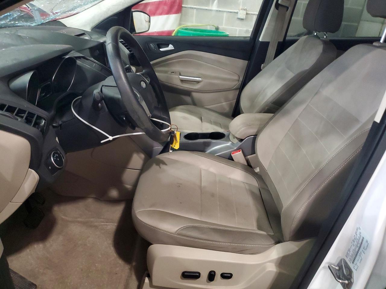 2016 FORD ESCAPE SE photo 7
