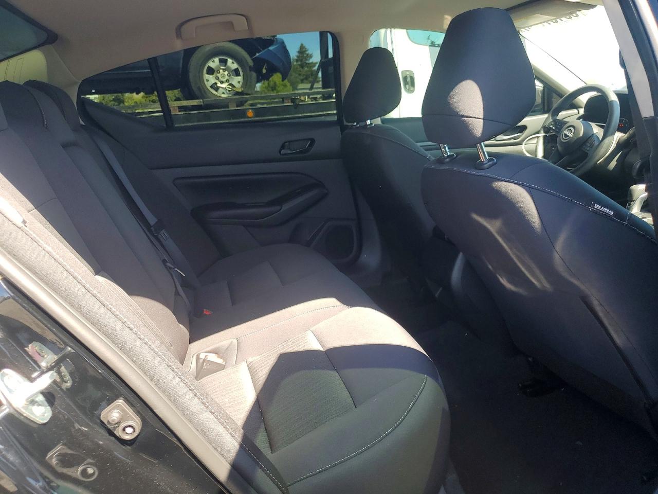 2025 NISSAN ALTIMA photo 10