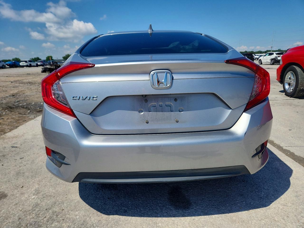 2017 HONDA CIVIC EX photo 16