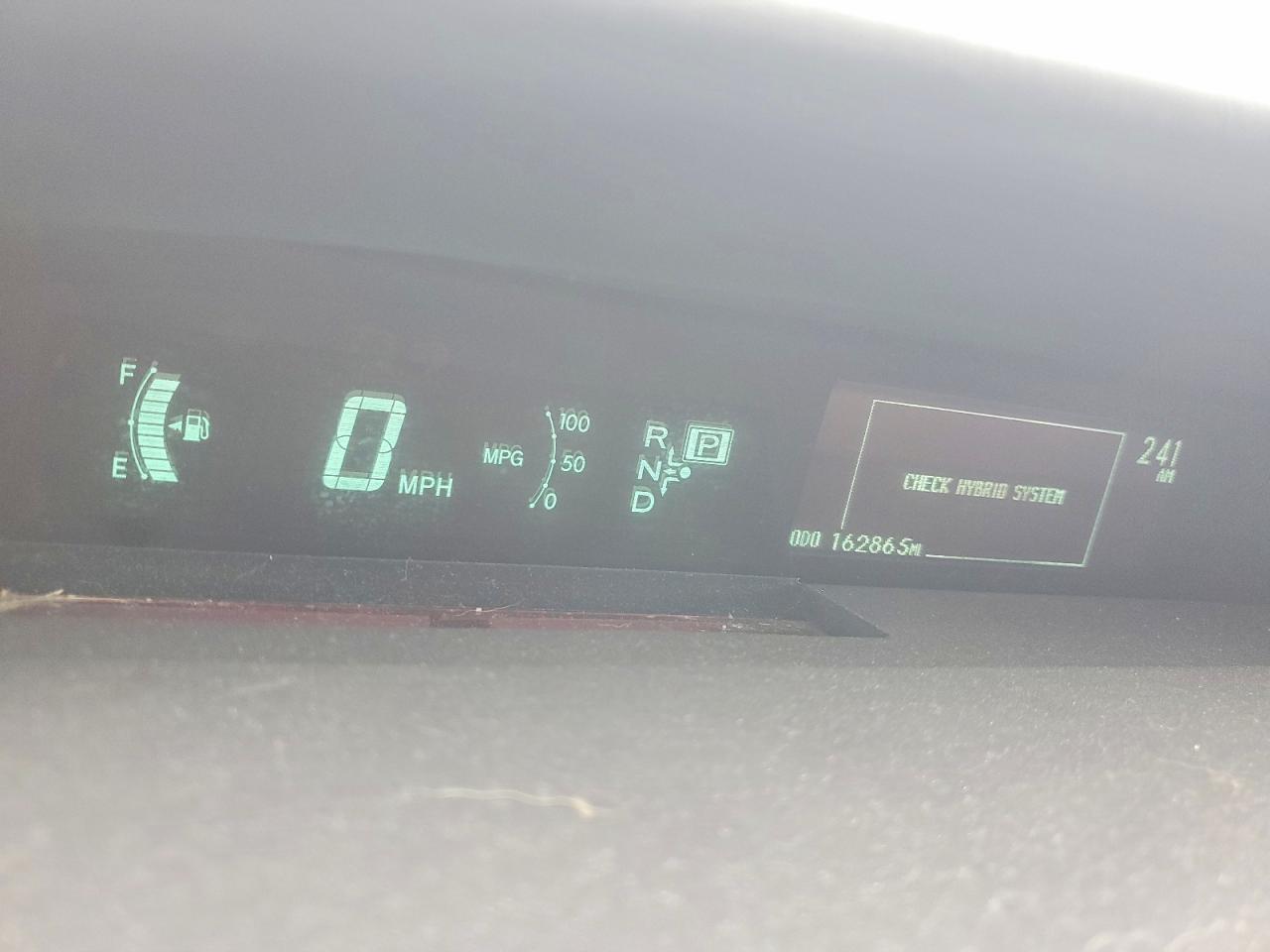 2010 TOYOTA PRIUS III photo 25