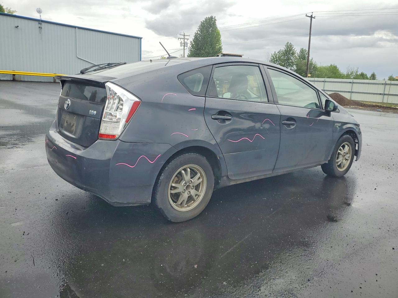 2010 TOYOTA PRIUS III photo 7