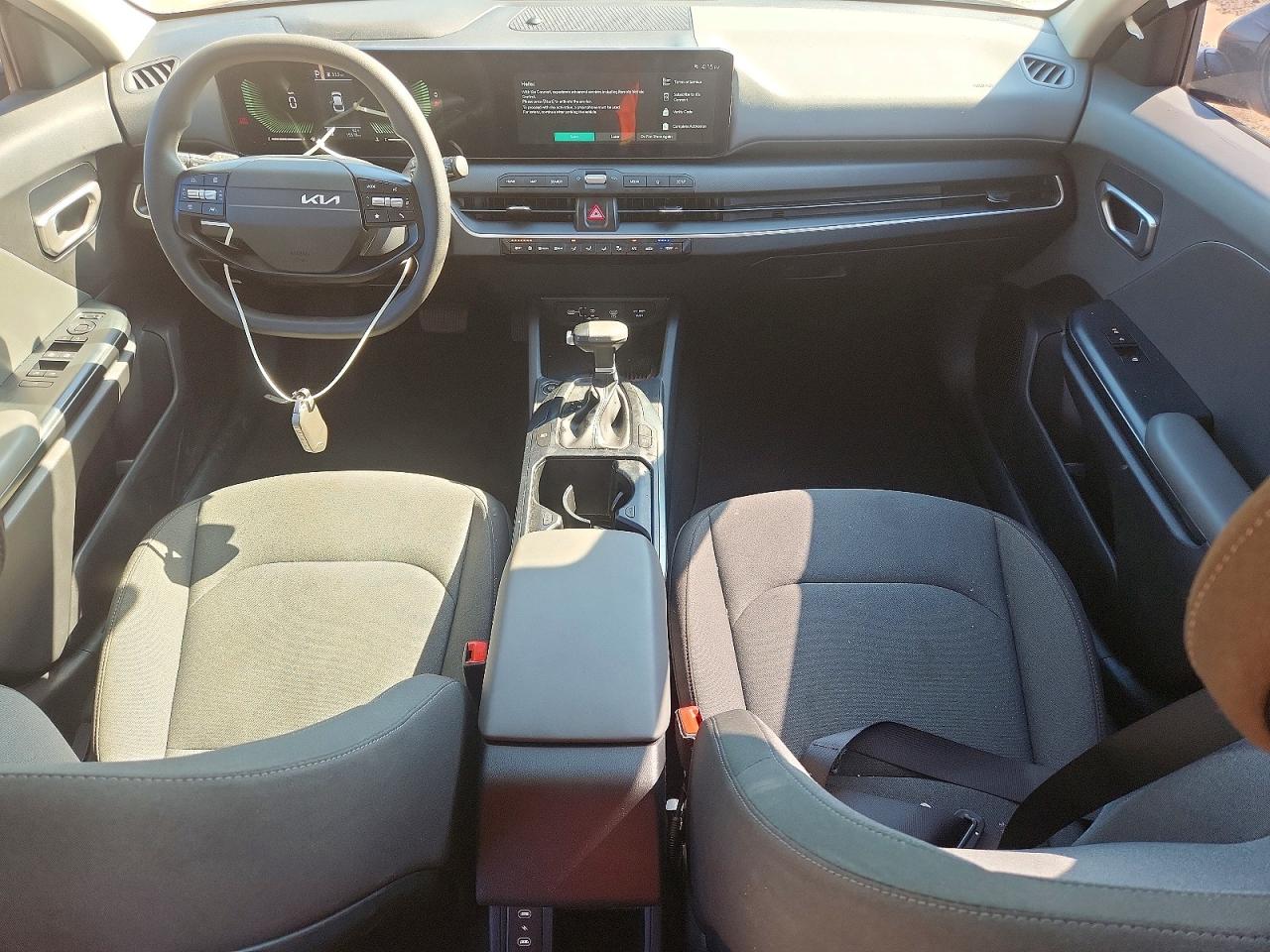 2025 KIA K4 LX photo 8