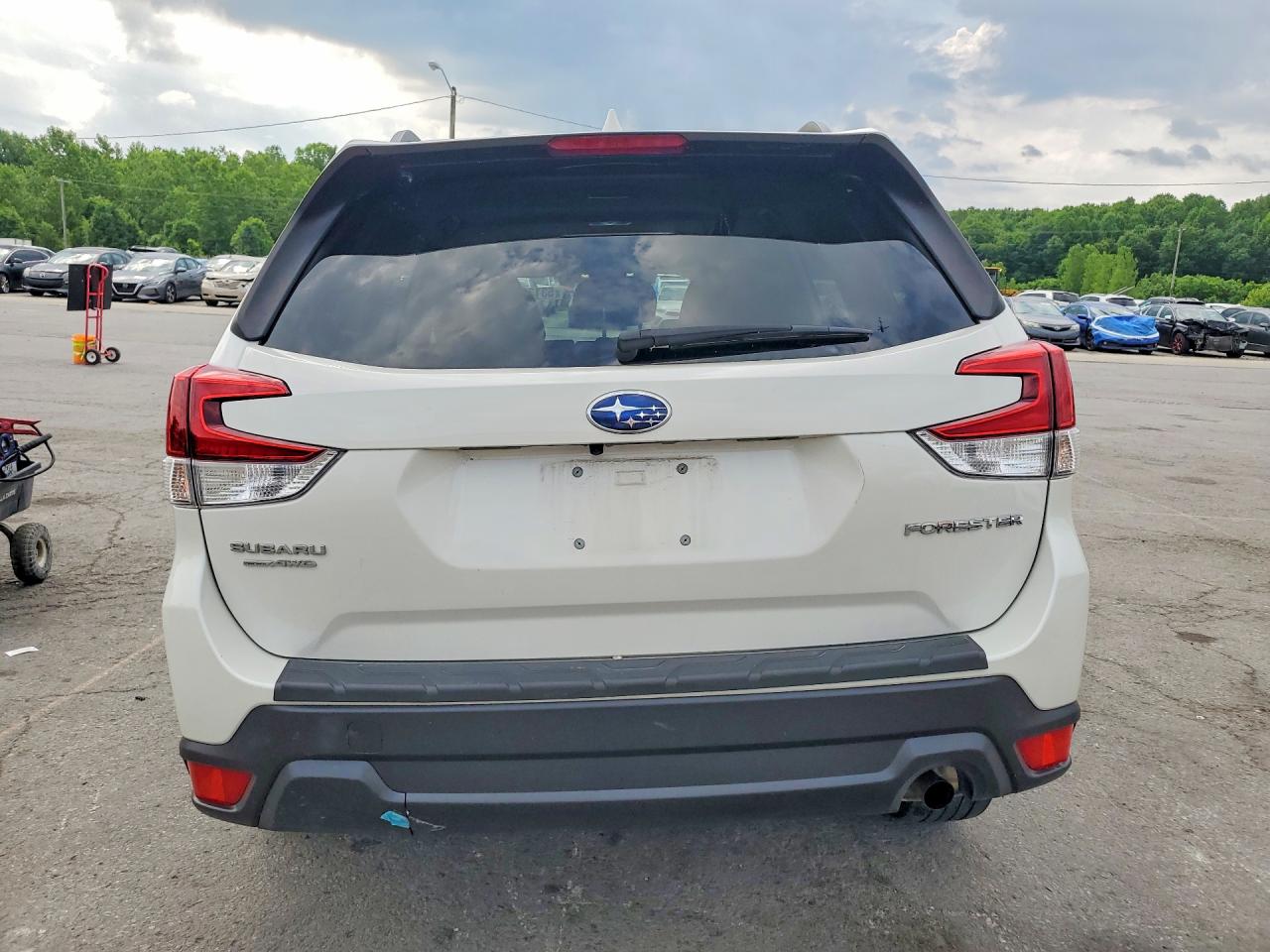 2020 SUBARU FORESTER PREMIUM photo 16