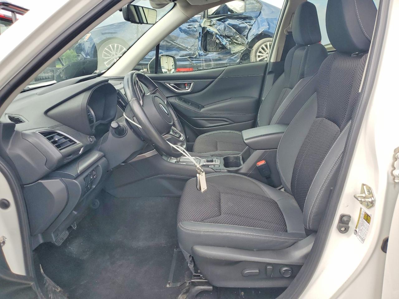 2020 SUBARU FORESTER PREMIUM photo 19