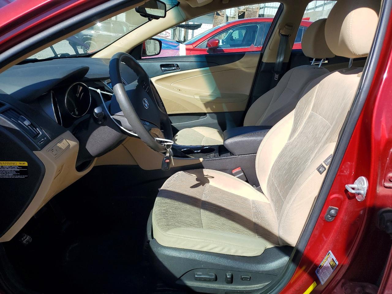2013 HYUNDAI SONATA GLS photo 13