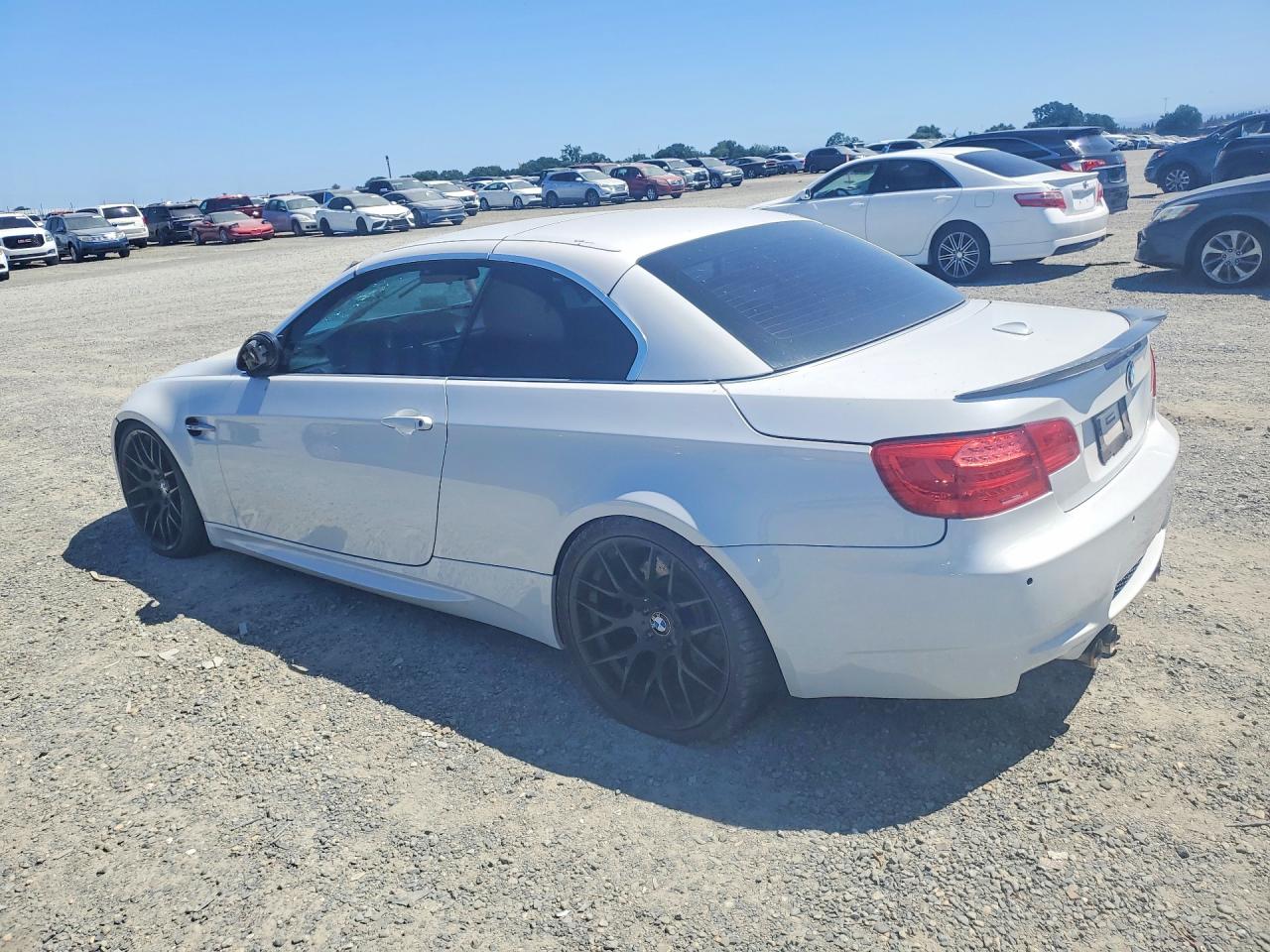 2011 BMW M3 photo 4