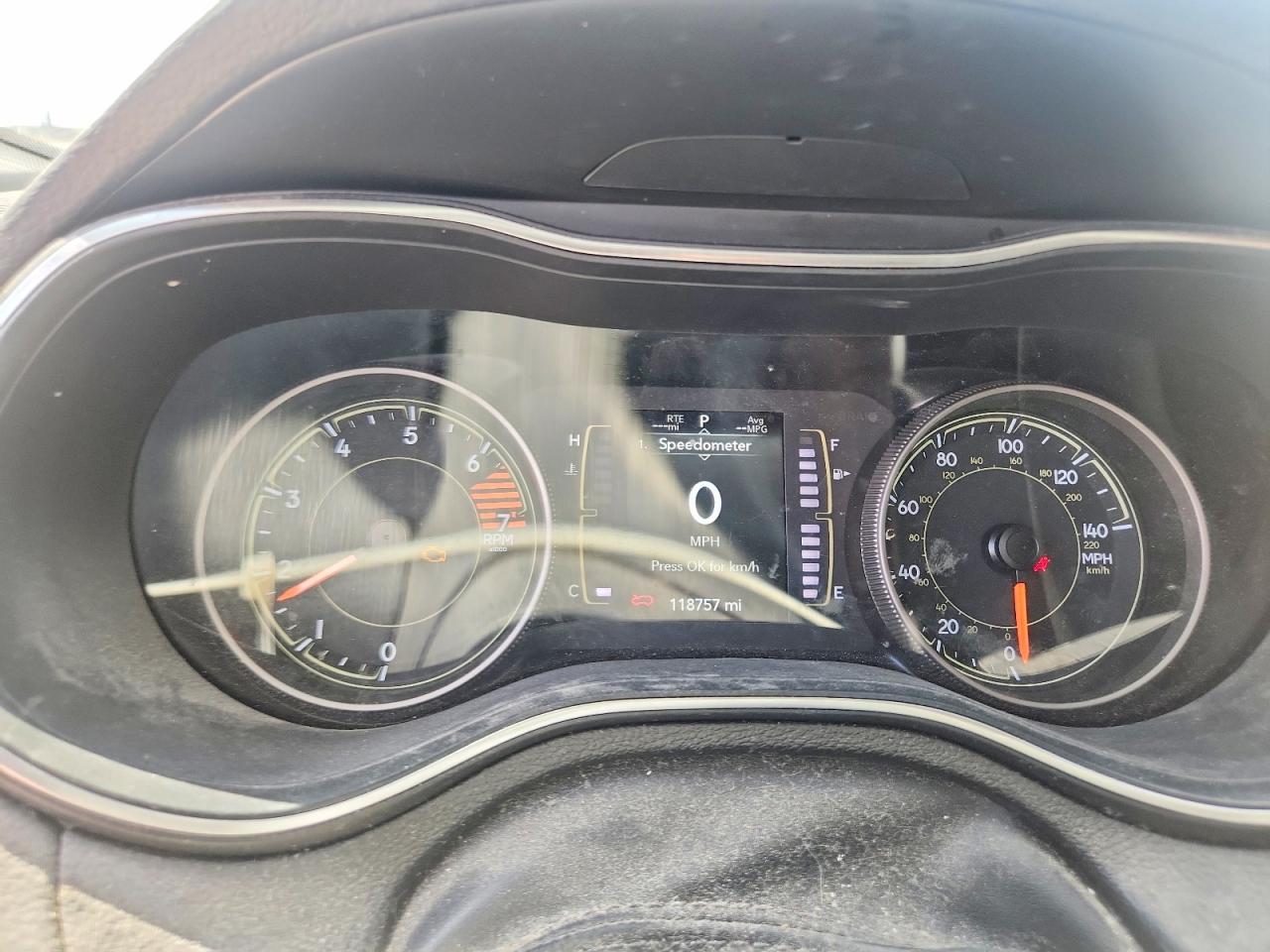 2019 JEEP CHEROKEE LATITUDE photo 17
