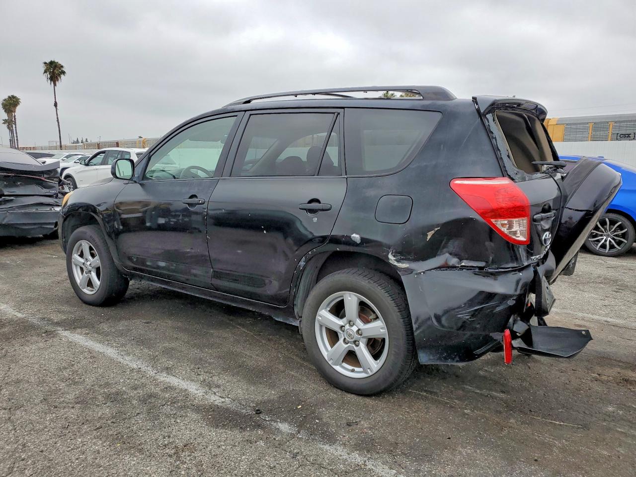 2007 TOYOTA RAV4 BASE photo 3