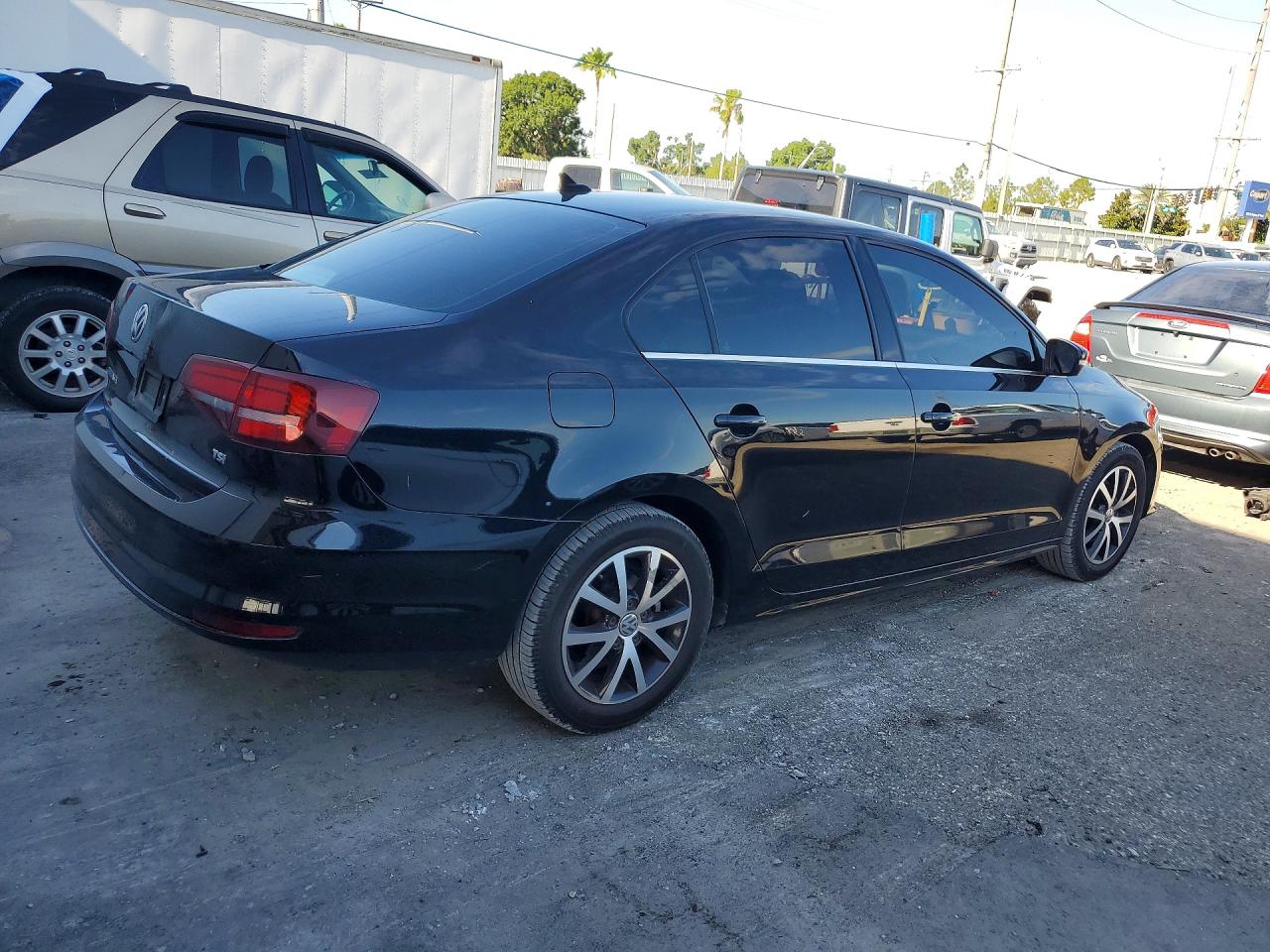 2017 VOLKSWAGEN JETTA SE photo 7