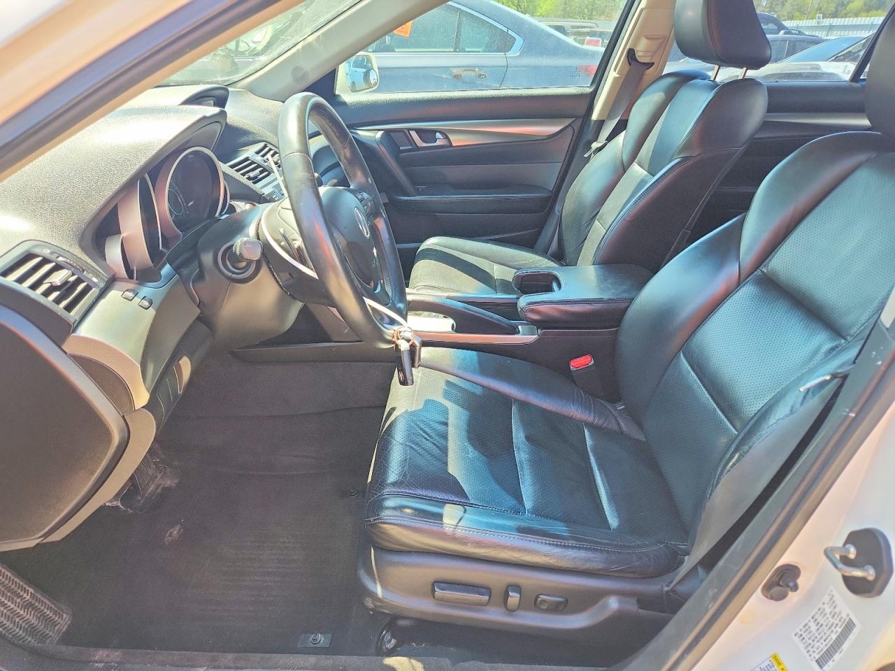 2011 ACURA TL photo 19