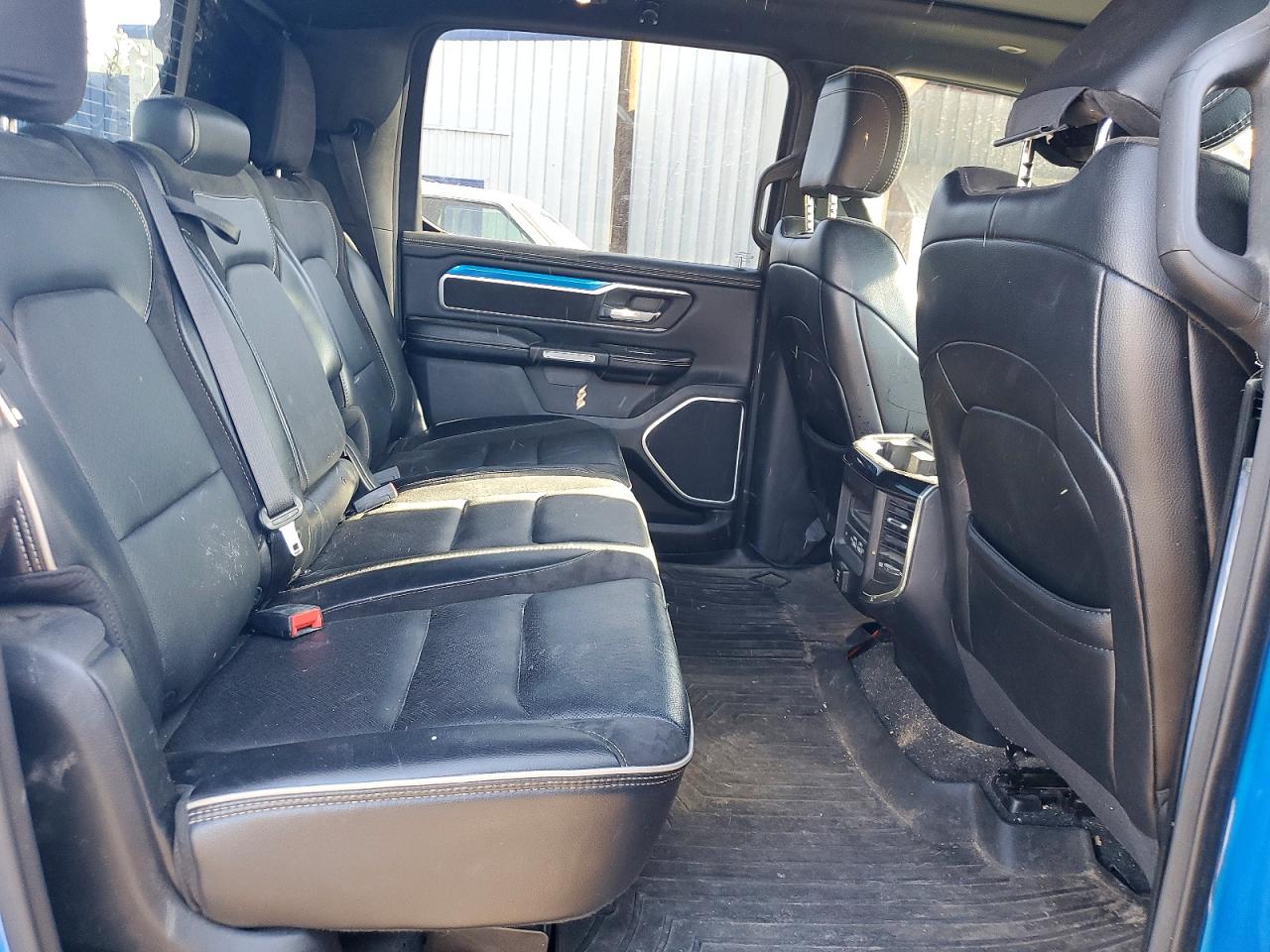 2021 RAM 1500 LARAMIE photo 19