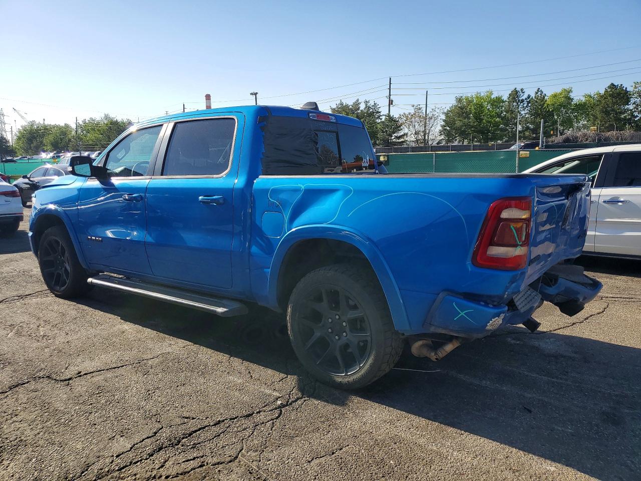 2021 RAM 1500 LARAMIE photo 3