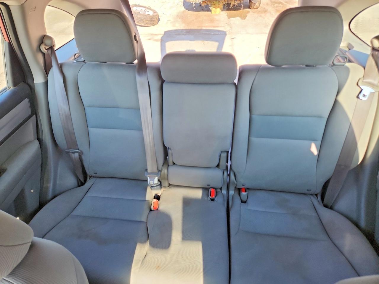 2010 HONDA CR-V LX photo 19