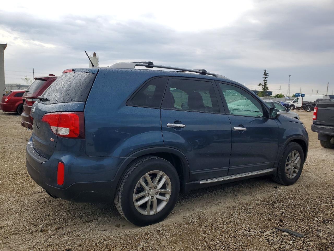 2015 KIA SORENTO LX photo 7