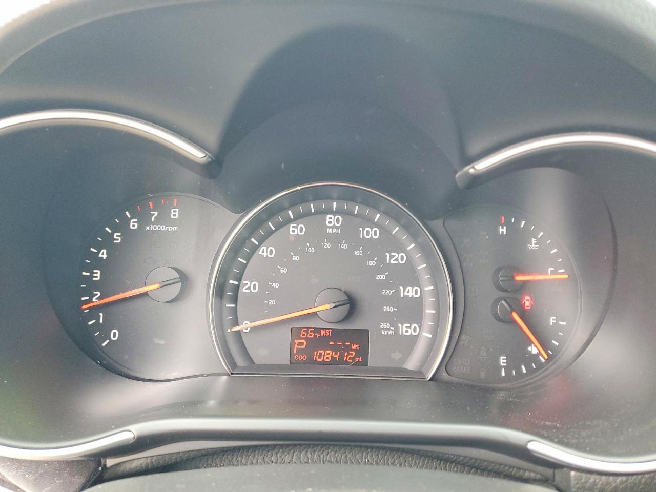 2015 KIA SORENTO LX photo 25