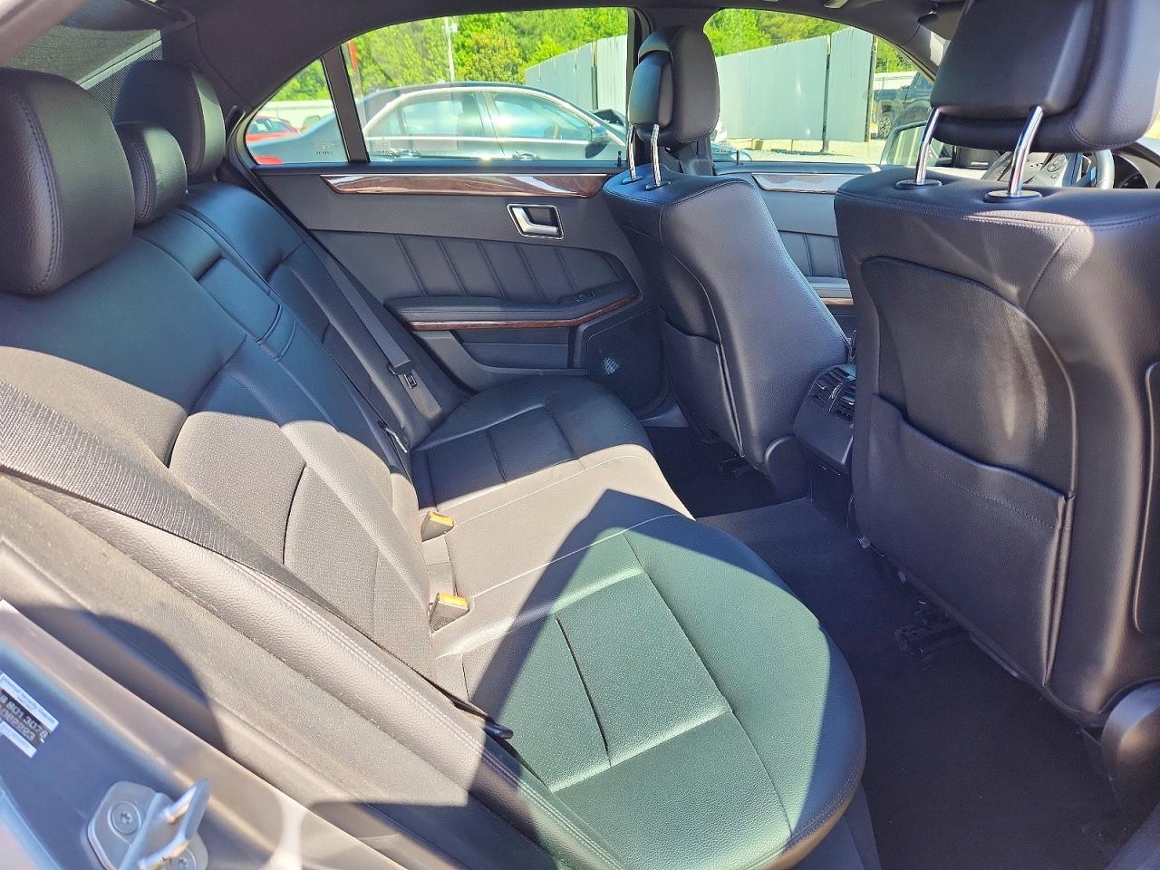2012 MERCEDES-BENZ E 350 photo 19