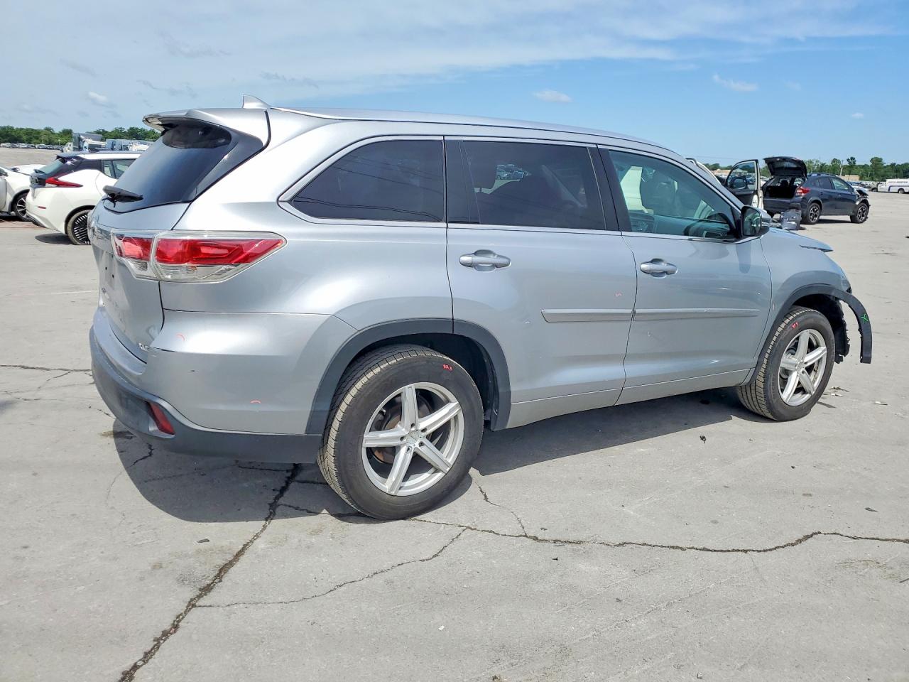 2014 TOYOTA HIGHLANDER XLE photo 7