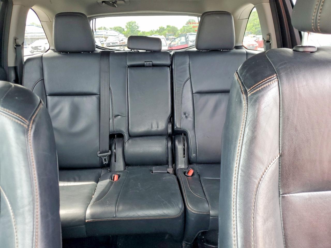 2014 TOYOTA HIGHLANDER XLE photo 28