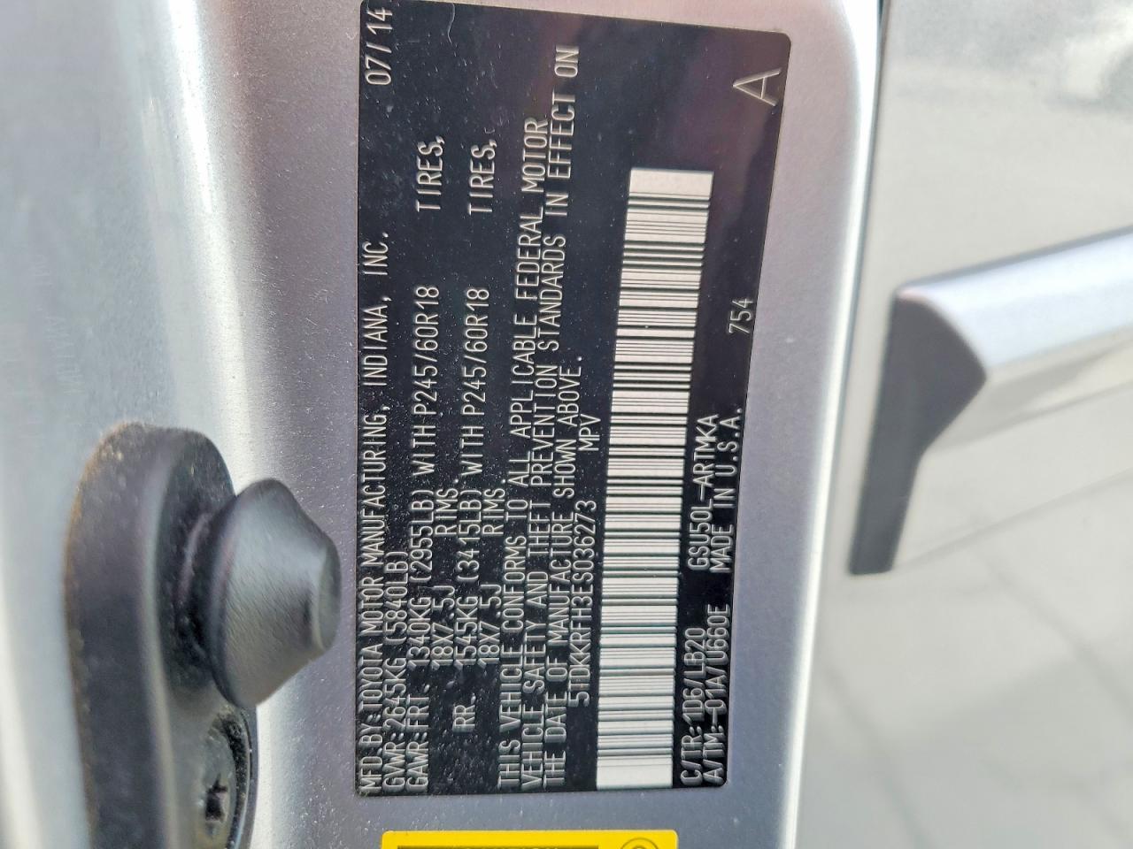 2014 TOYOTA HIGHLANDER XLE photo 40