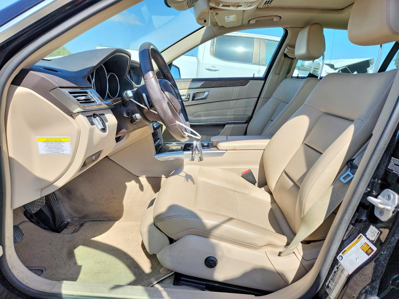 2014 MERCEDES-BENZ E 350 photo 13