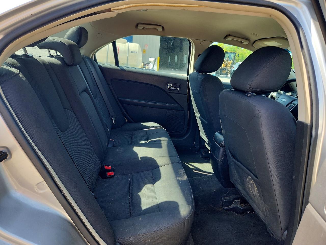 2012 FORD FUSION SE photo 19