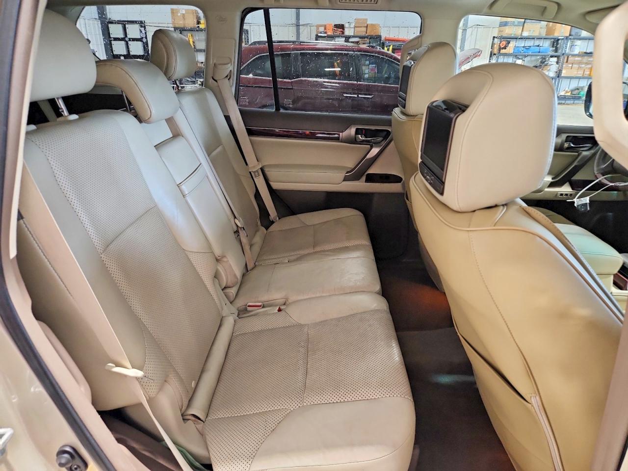 2012 LEXUS GX 460 photo 21
