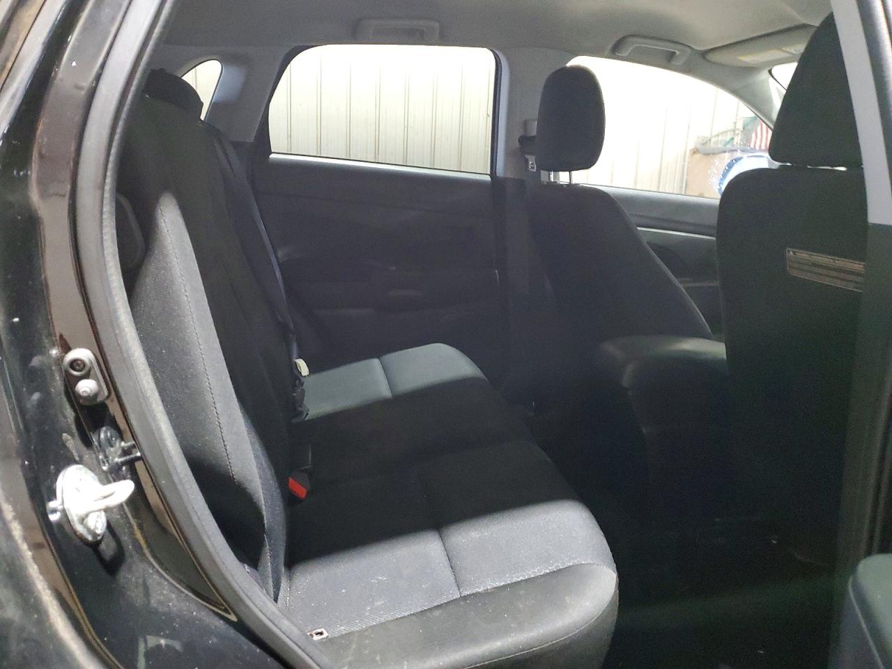 2012 MITSUBISHI OUTLANDER SPORT ES photo 31