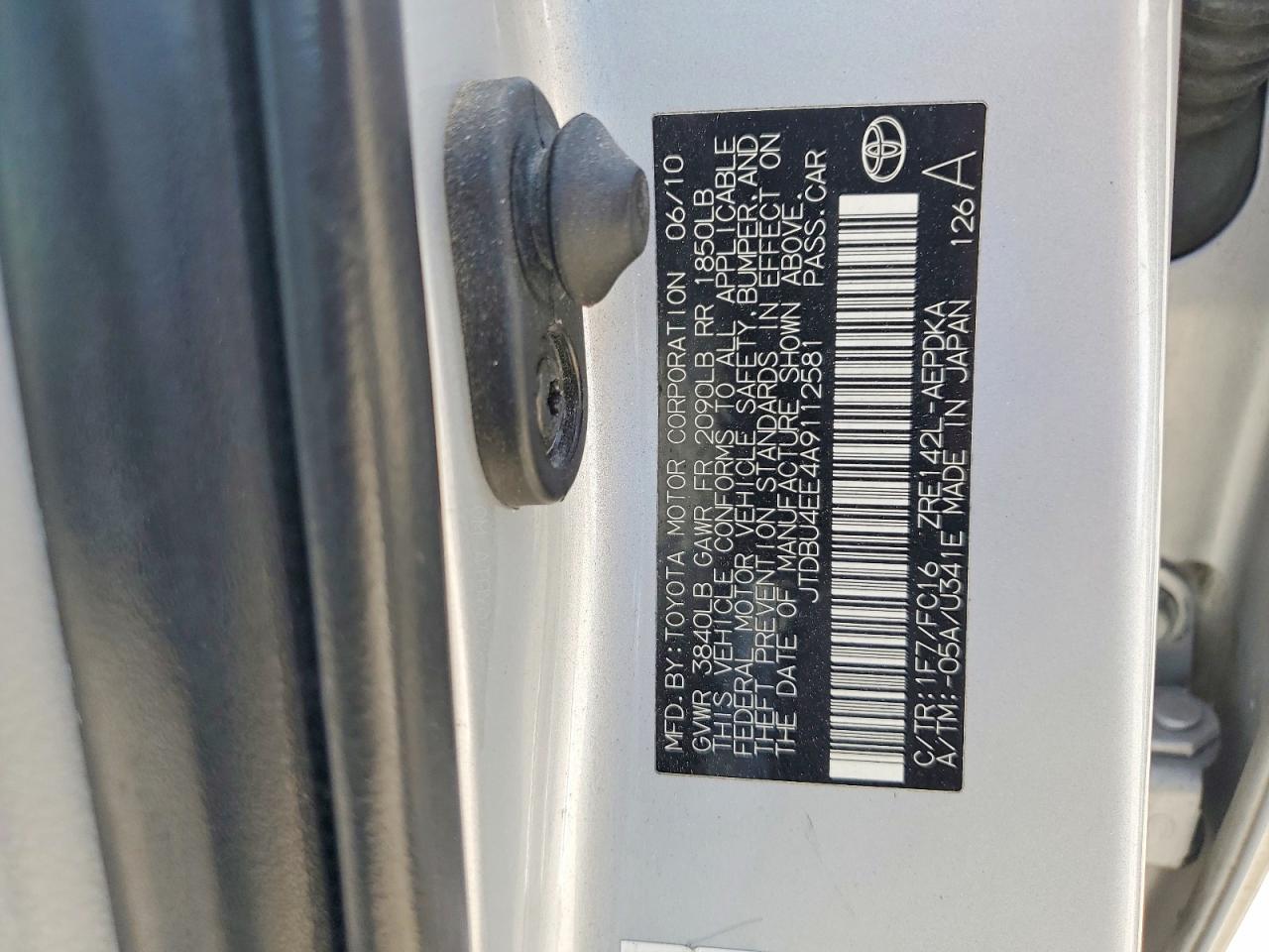 2010 TOYOTA COROLLA LE photo 25