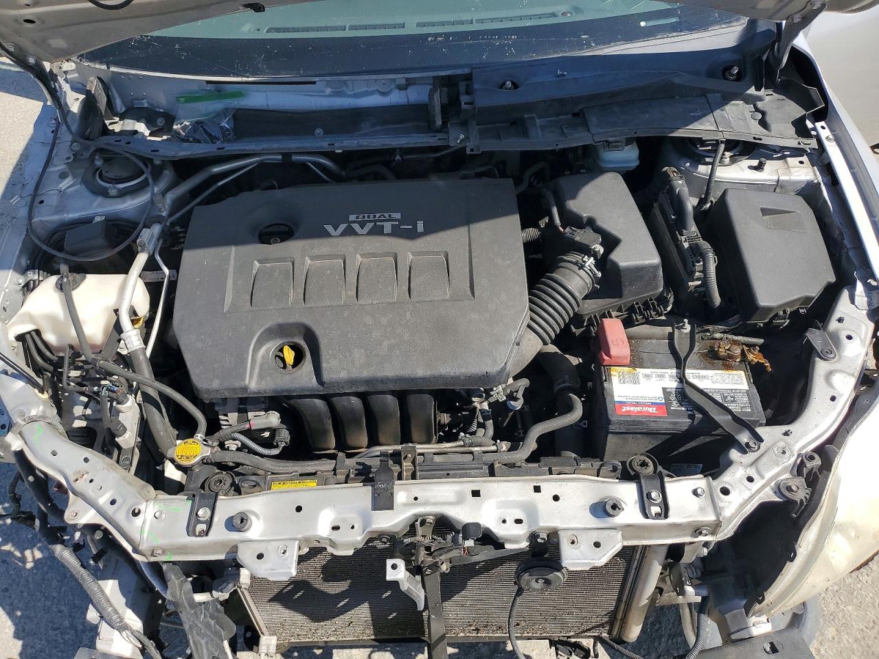 2010 TOYOTA COROLLA LE photo 21