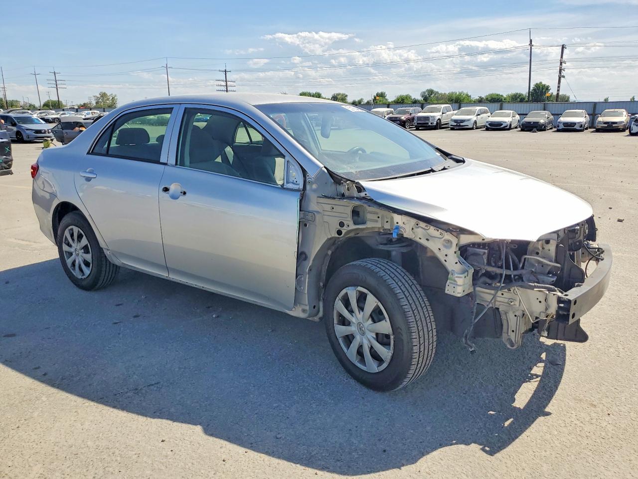 2010 TOYOTA COROLLA LE photo 7