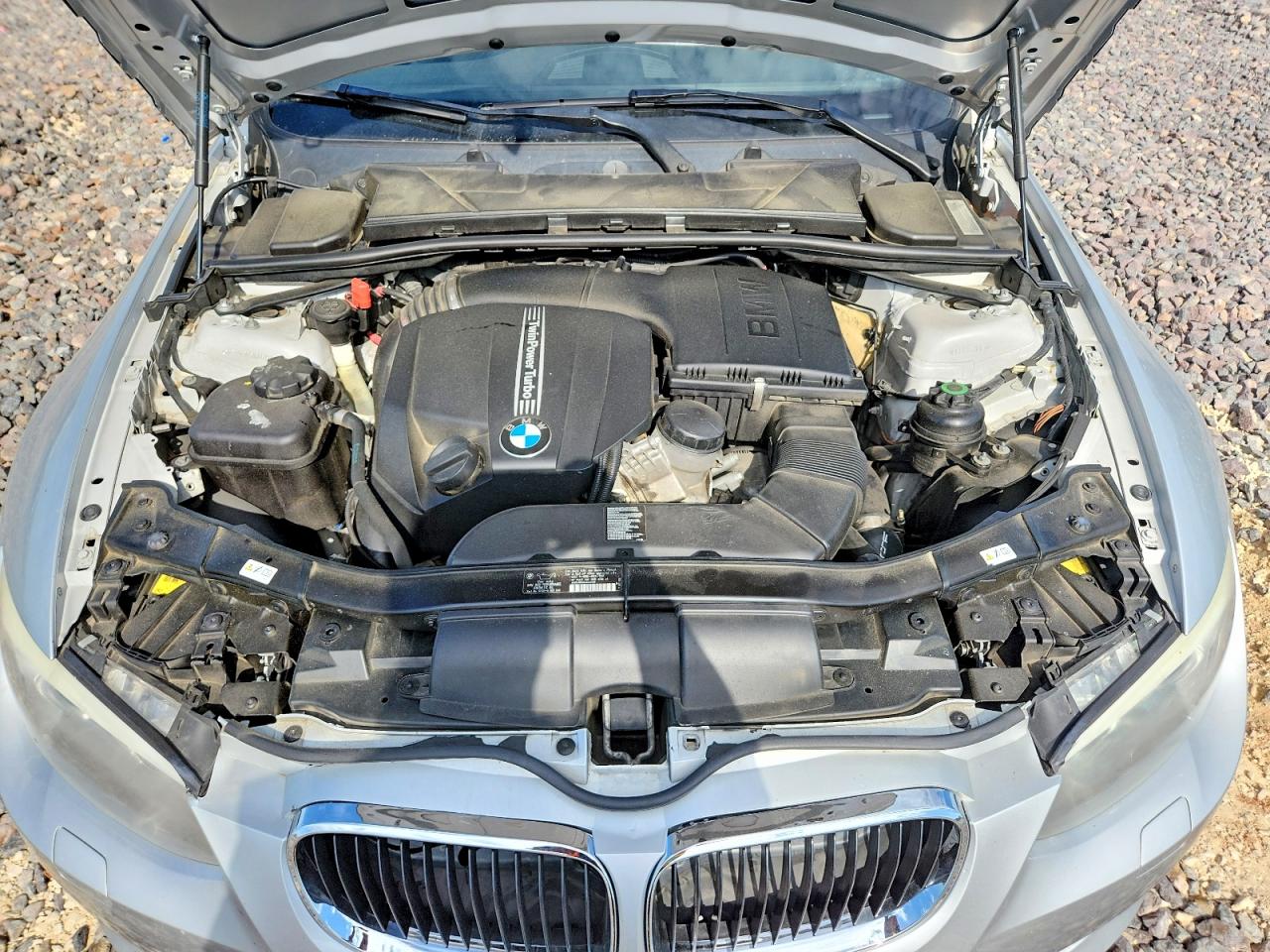 2011 BMW 335 XI photo 21
