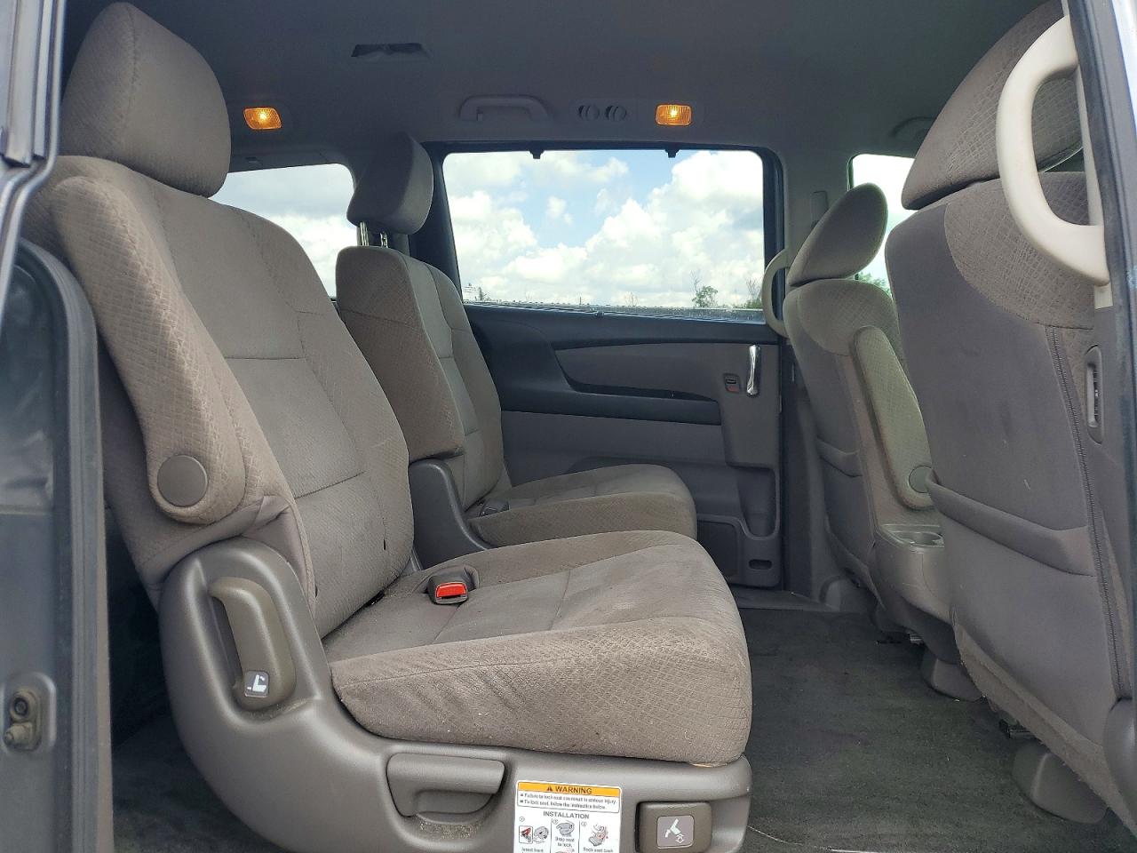 2016 HONDA ODYSSEY EX photo 21