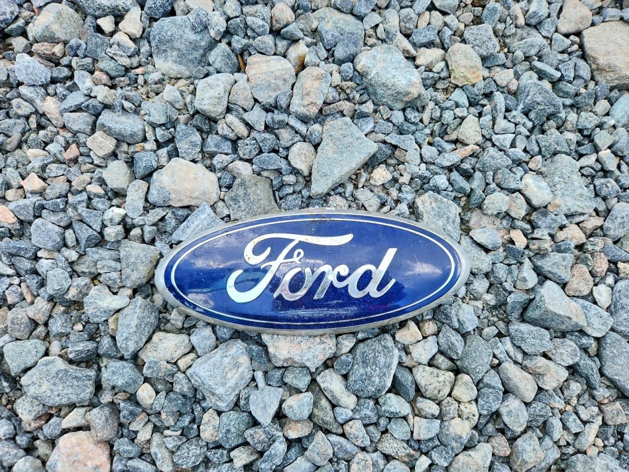 2011 FORD EDGE SEL photo 25