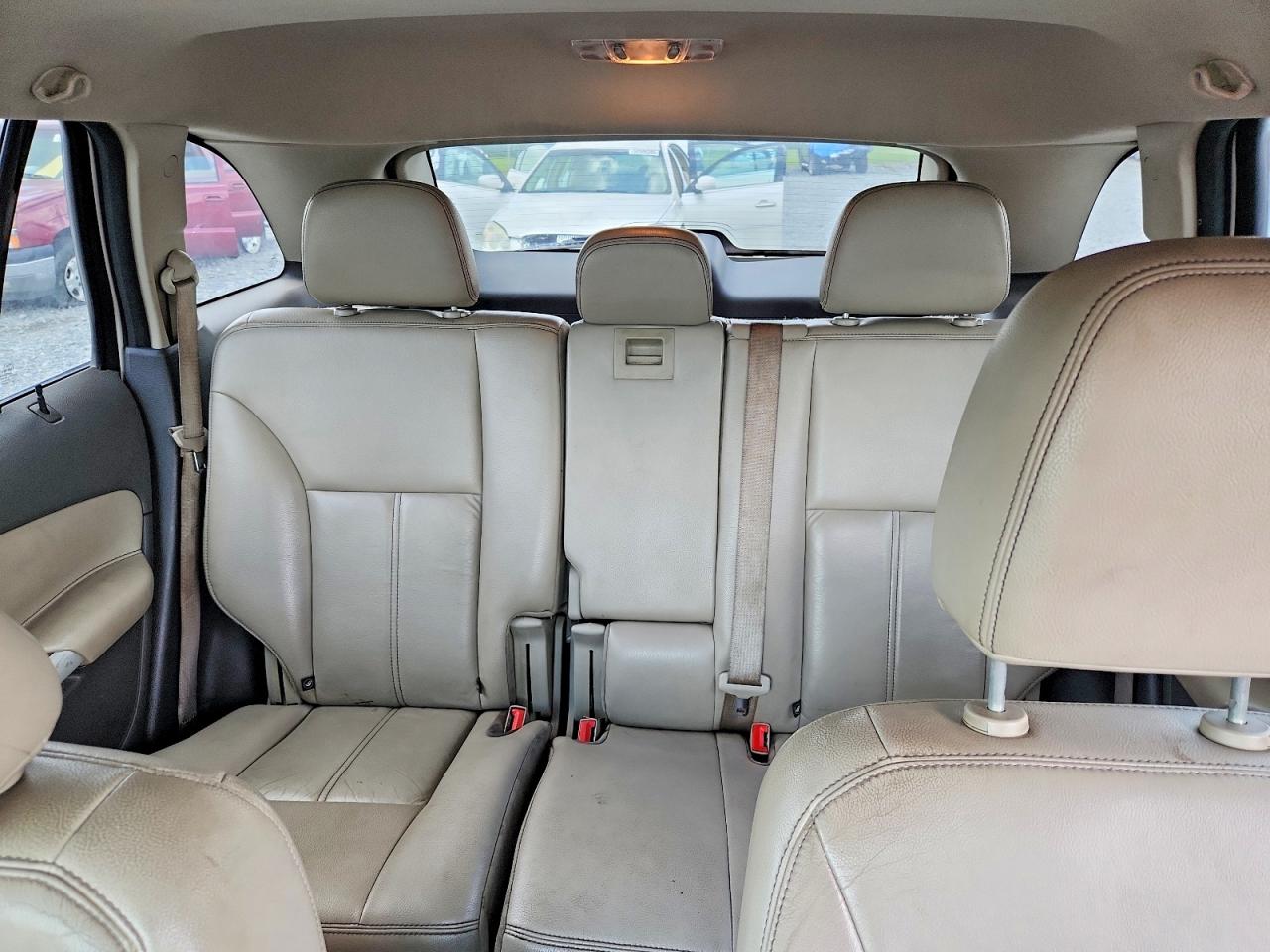 2011 FORD EDGE SEL photo 19