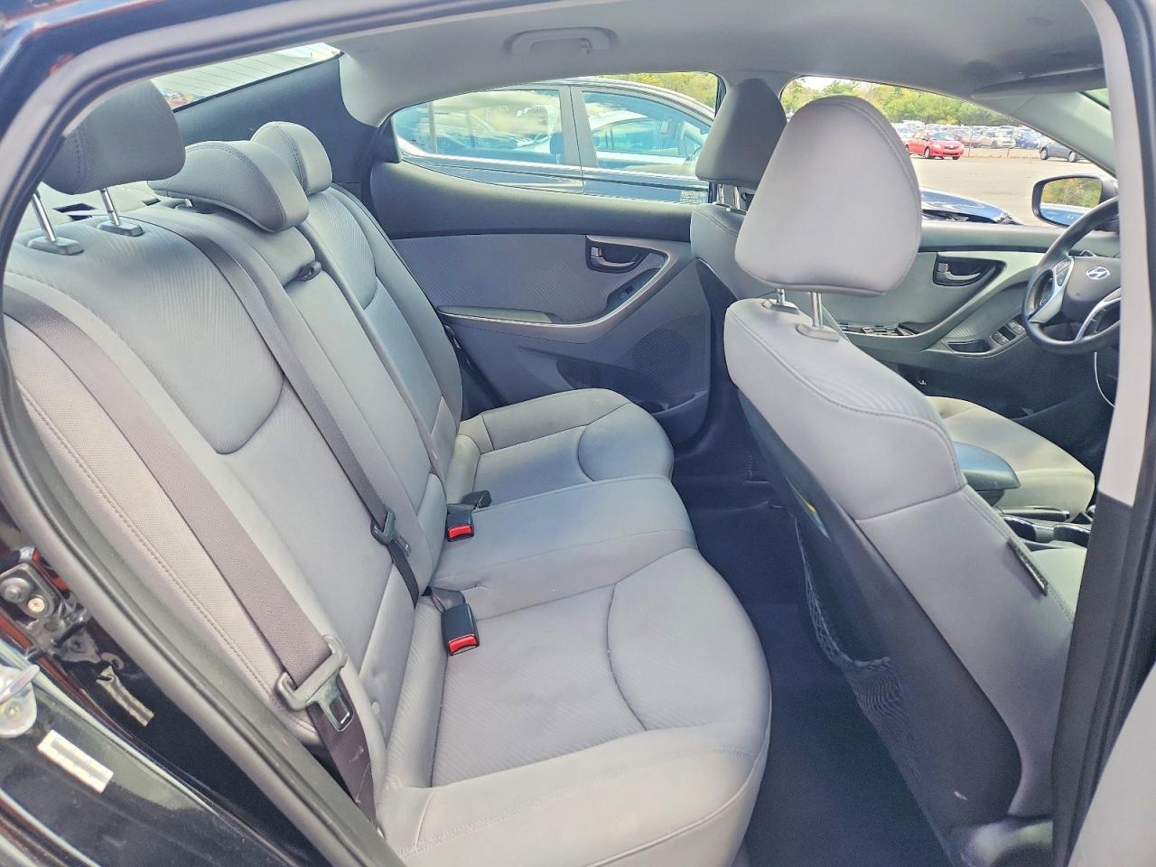2012 HYUNDAI ELANTRA GLS photo 19