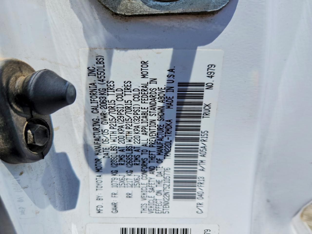 2005 TOYOTA TACOMA BASE photo 23