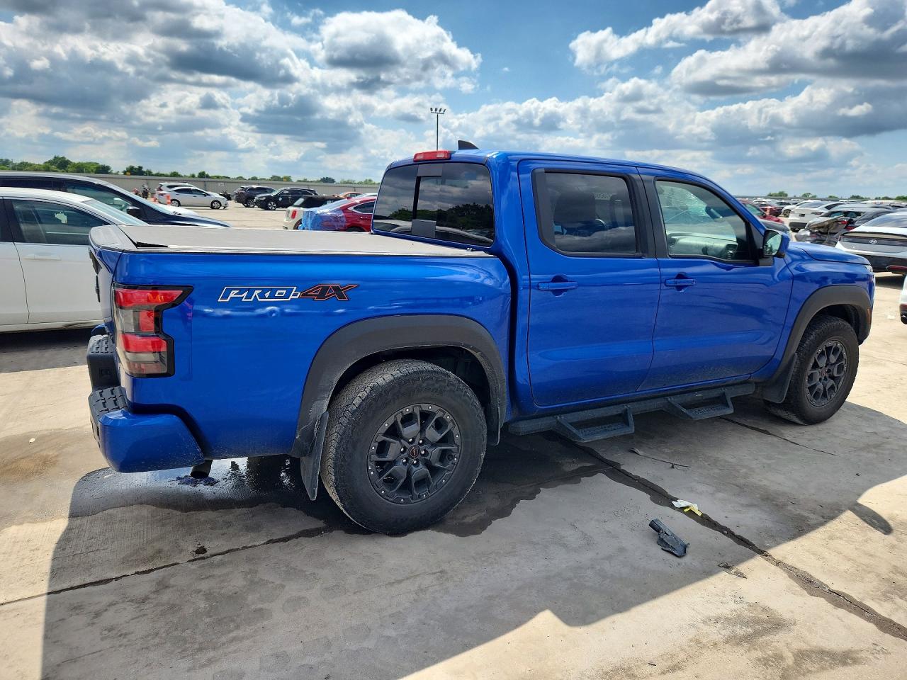 2024 NISSAN FRONTIER PRO-4X photo 7