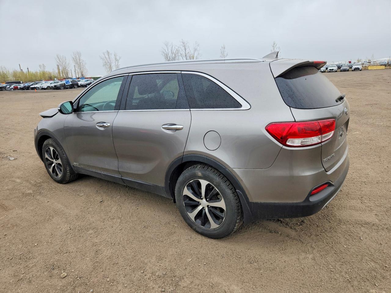 2017 KIA SORENTO EX photo 2