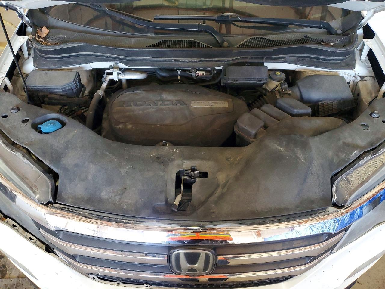 2016 HONDA PILOT EXL photo 23