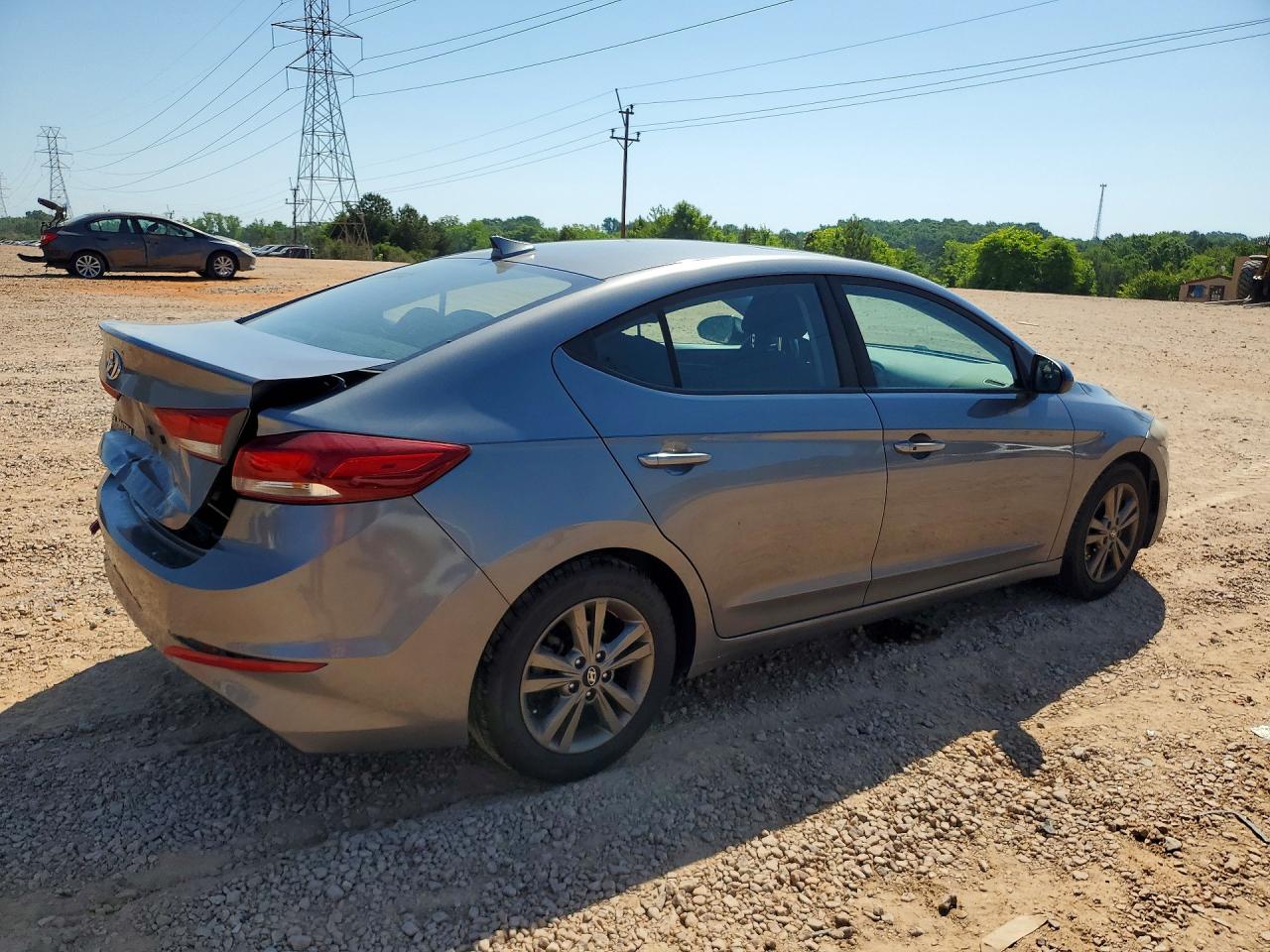 2018 HYUNDAI ELANTRA SEL photo 3