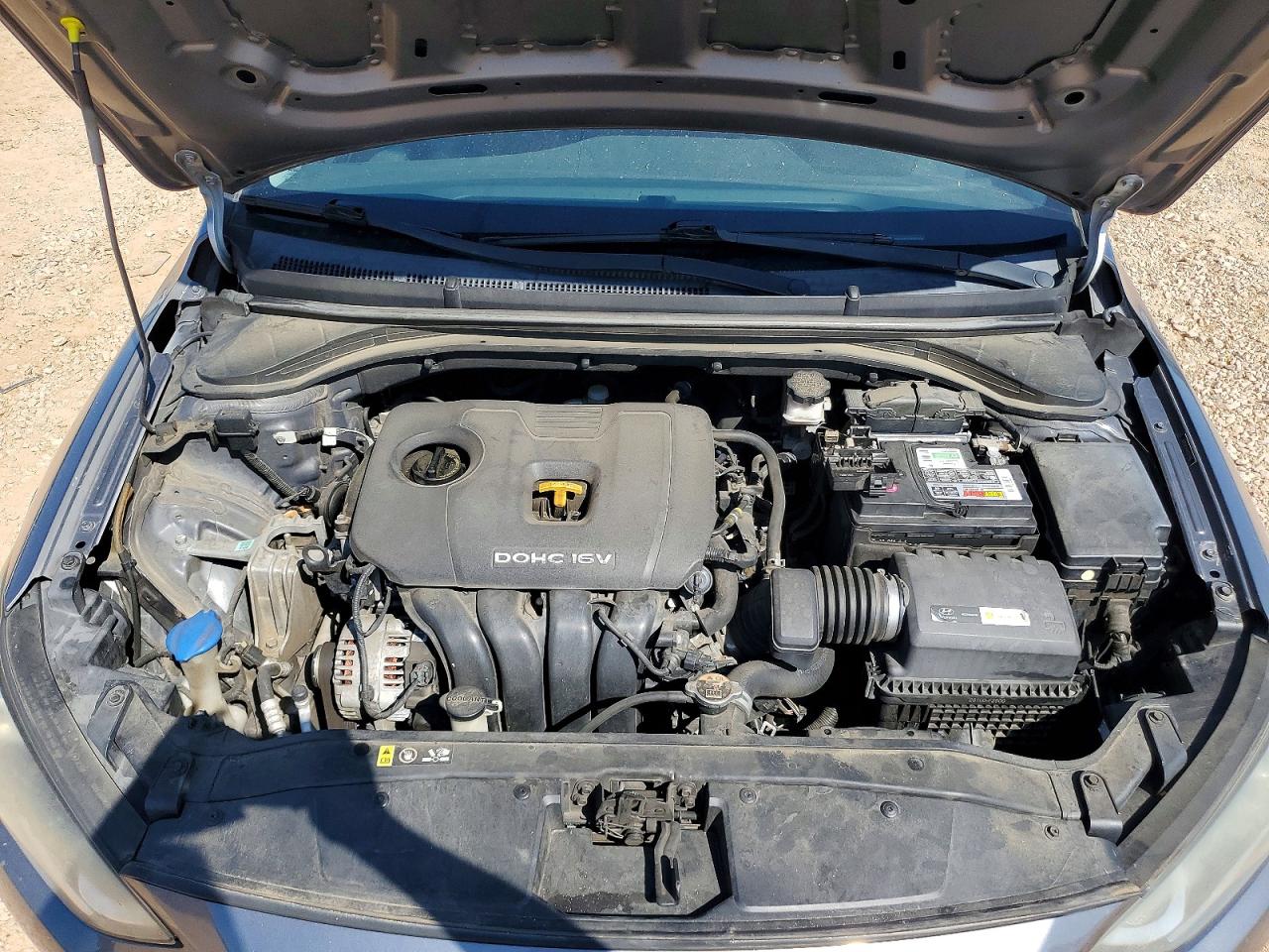 2018 HYUNDAI ELANTRA SEL photo 11