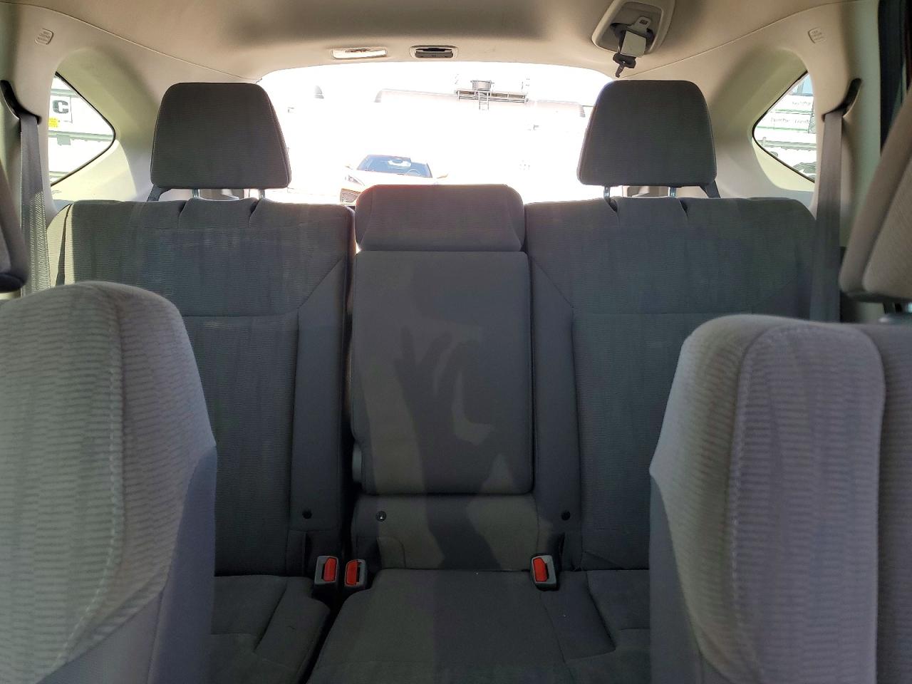 2014 HONDA CR-V LX photo 28