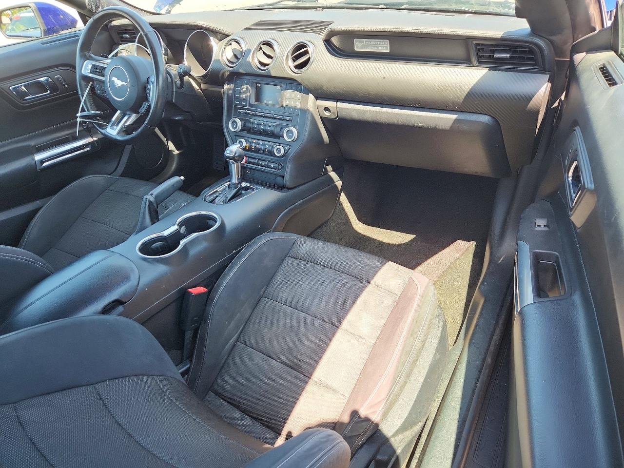 2015 FORD MUSTANG photo 22