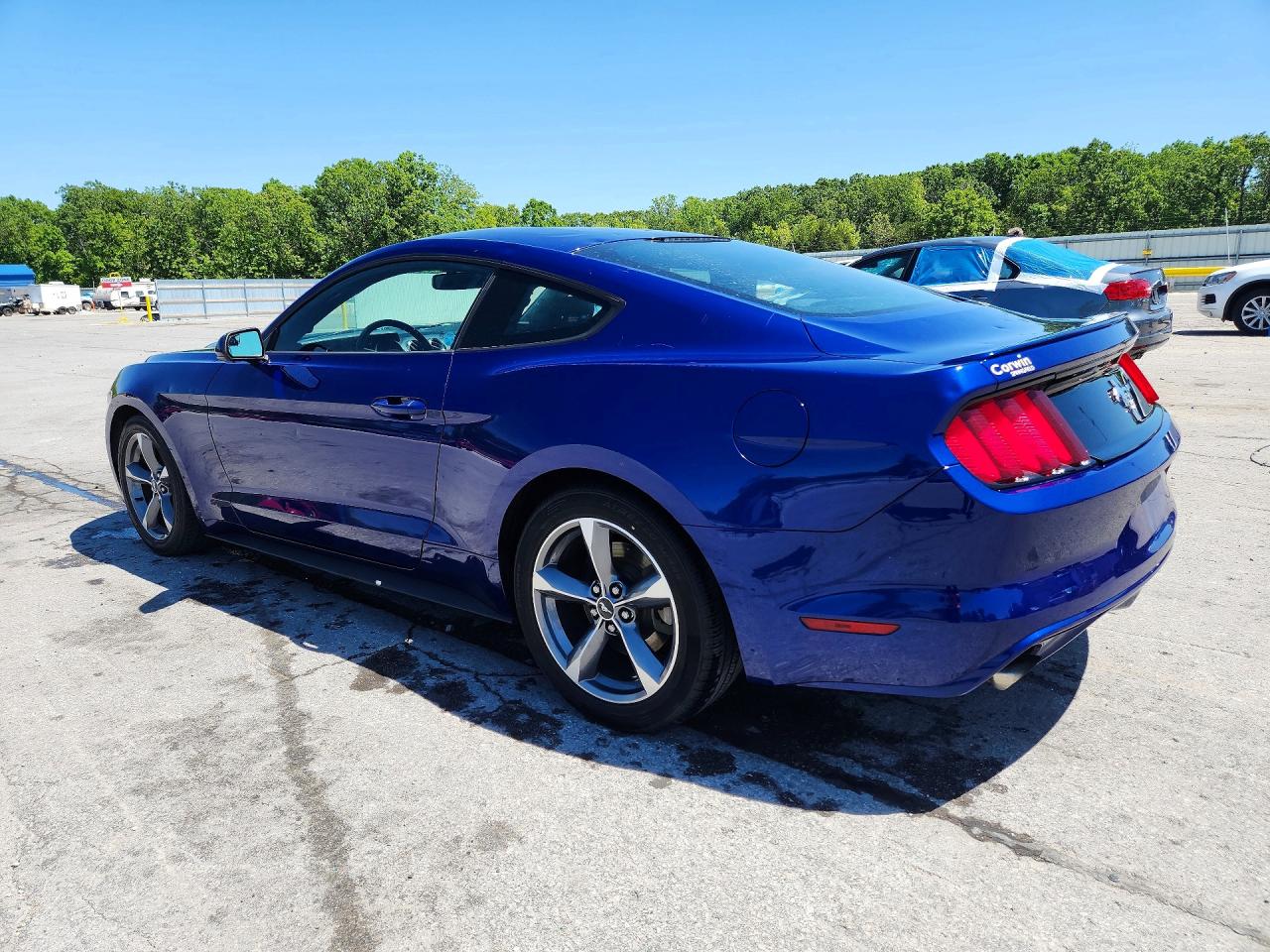 2015 FORD MUSTANG photo 4