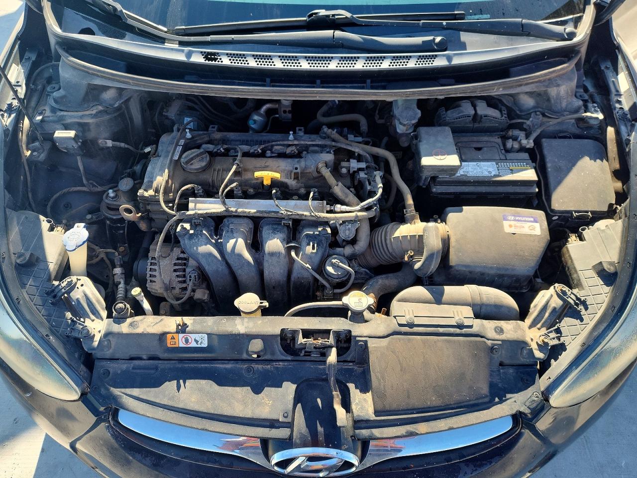 2013 HYUNDAI ELANTRA GLS photo 21