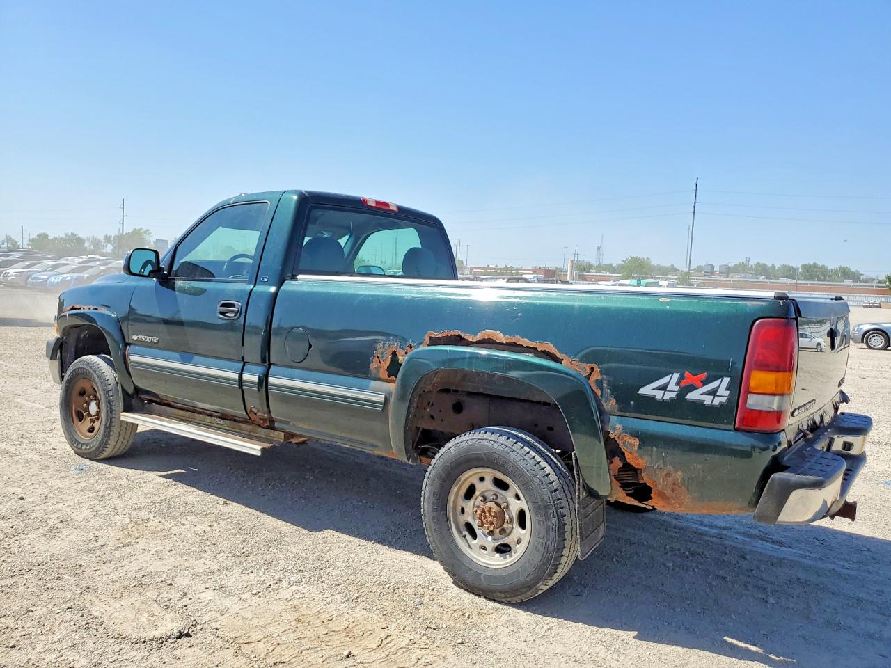 2002 CHEVROLET SILVERADO K2500 HEAVY DUTY photo 3