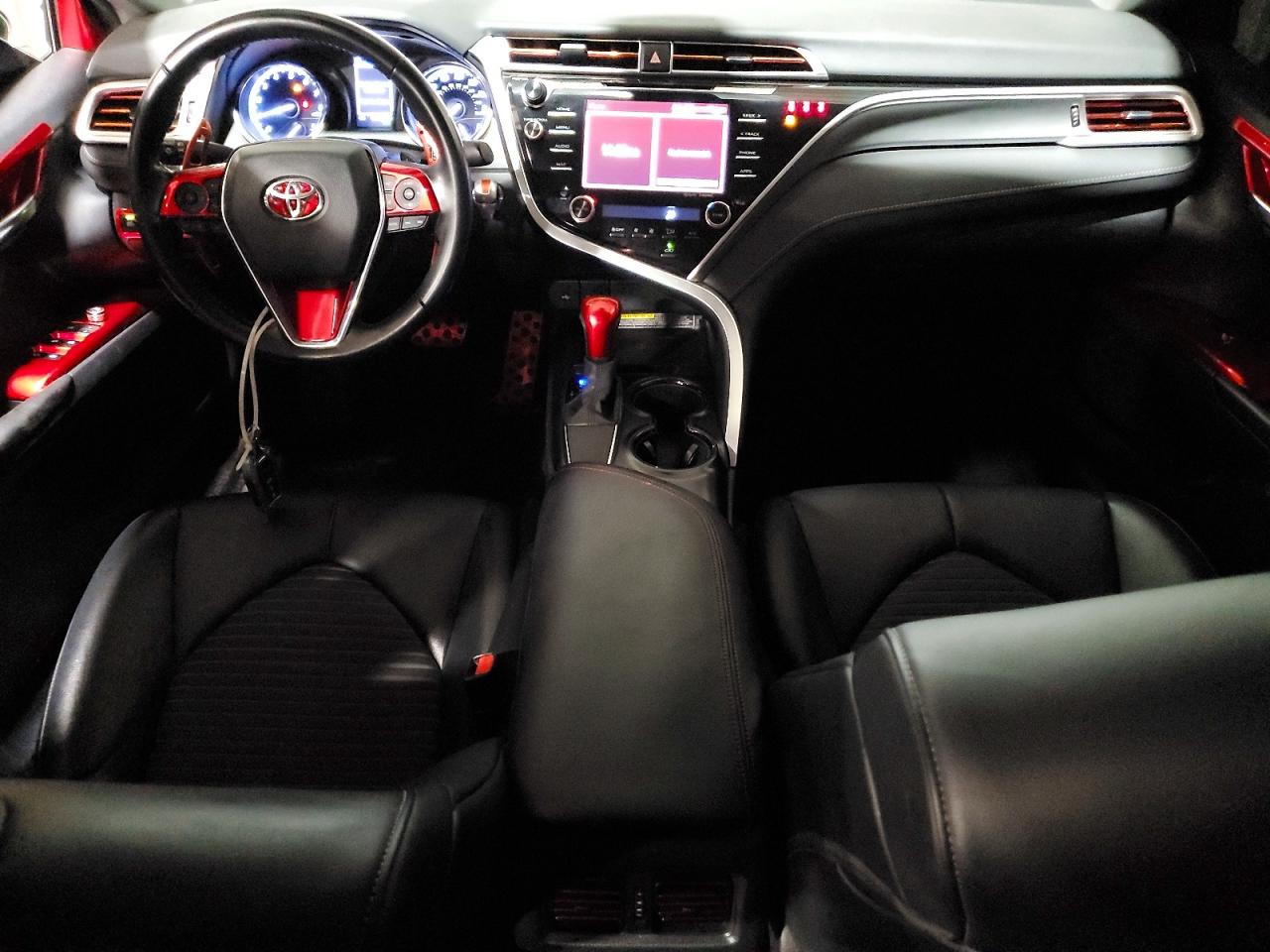 2020 TOYOTA CAMRY SE photo 22