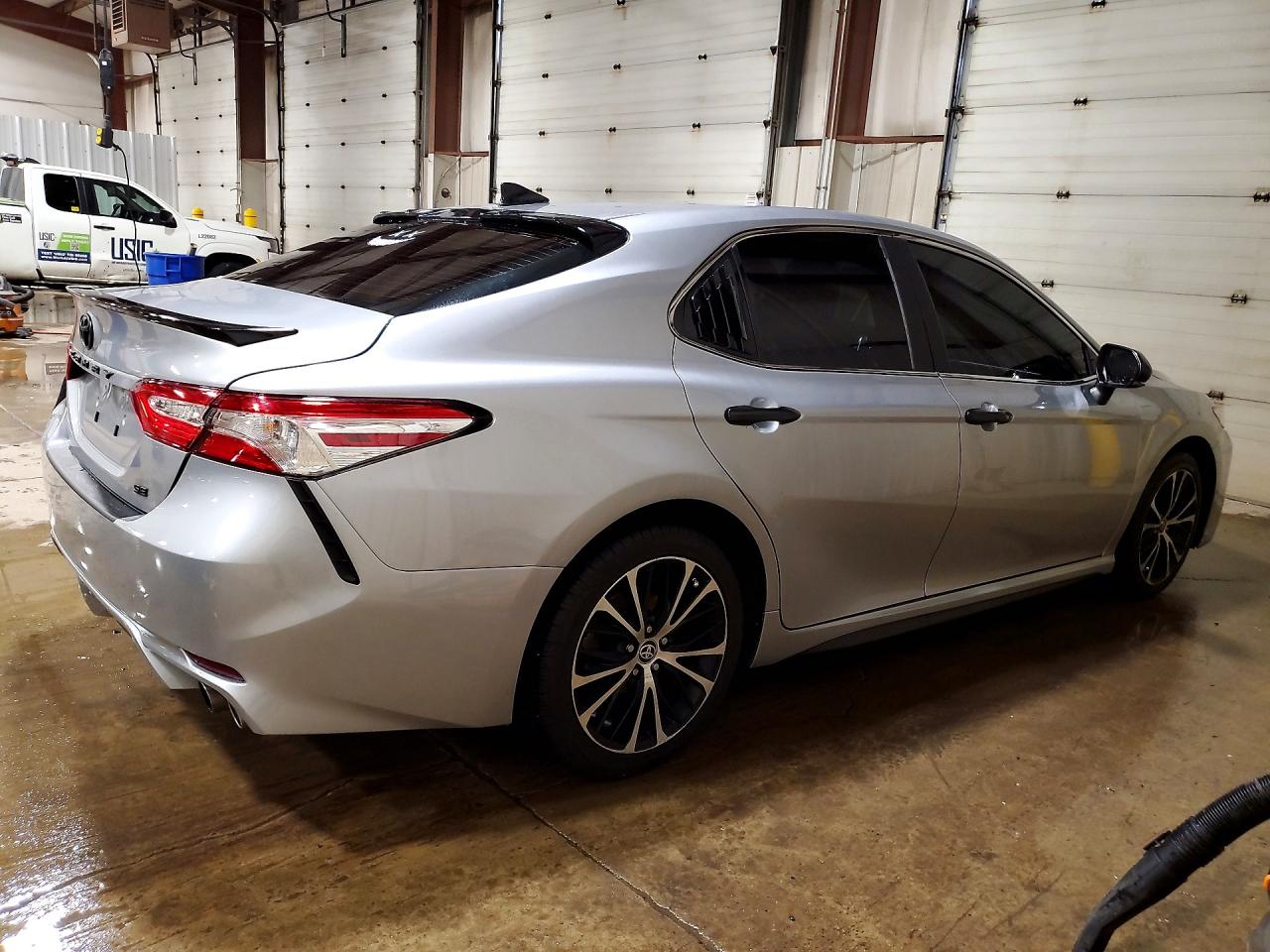 2020 TOYOTA CAMRY SE photo 7