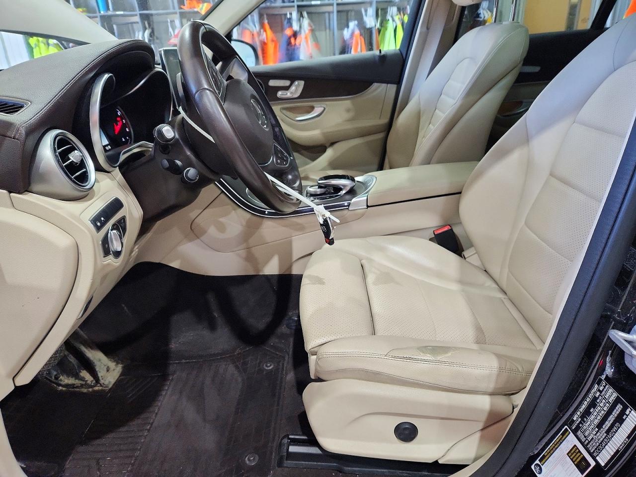 2018 MERCEDES-BENZ GLC 300 4MATIC photo 13
