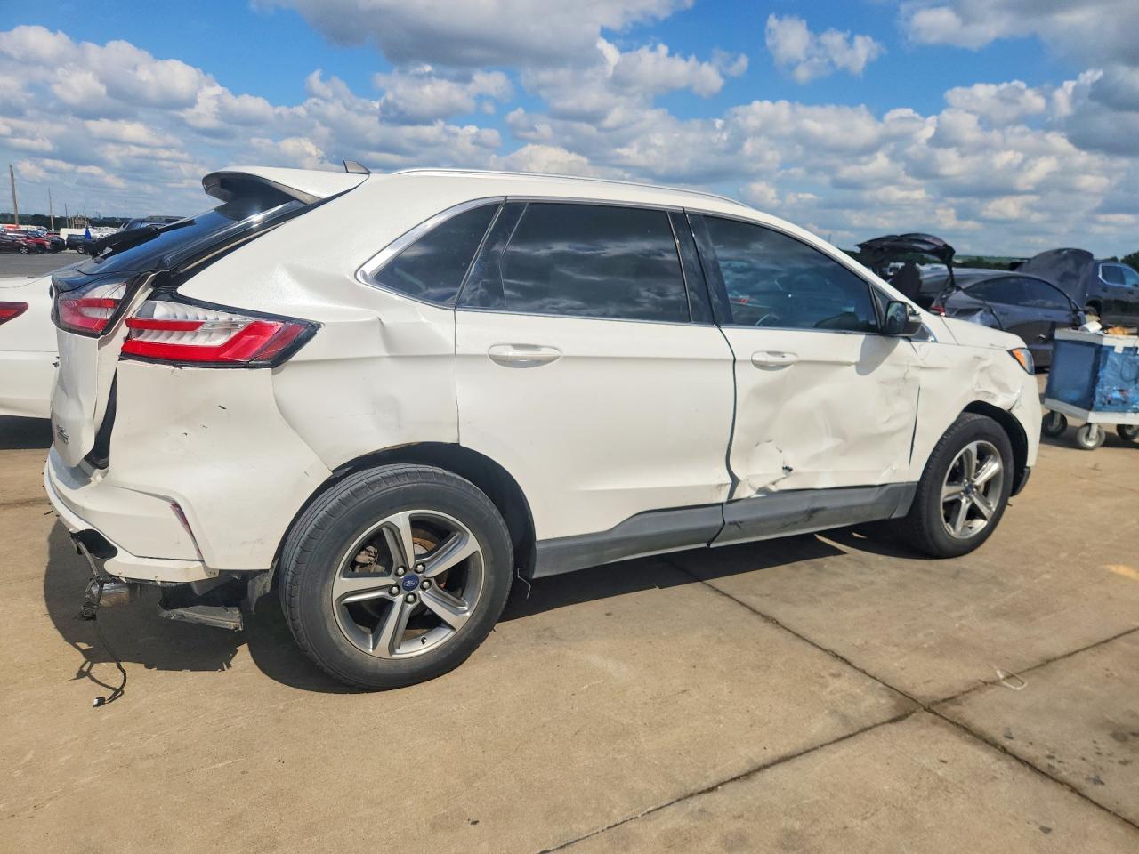 2020 FORD EDGE photo 7
